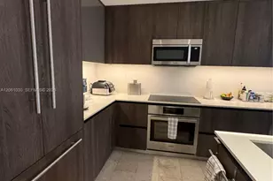 88 SW 7th St, Miami, FL 33130 - Photo 10