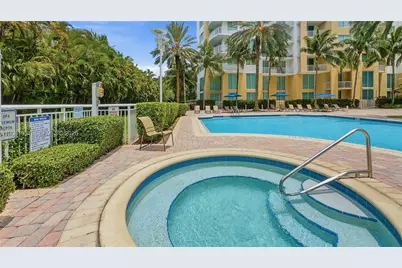 1755 E Hallandale Beach Blvd #2303E, Hallandale Beach, FL 33009 - Photo 22