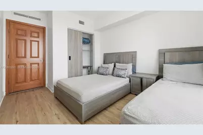 1755 E Hallandale Beach Blvd #2303E, Hallandale Beach, FL 33009 - Photo 16