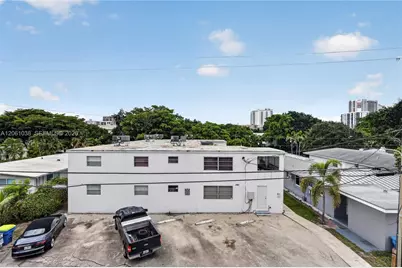1939 Jefferson St #303, Hollywood, FL 33020 - Photo 22