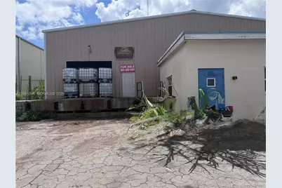 909 NW 13th St, Belle Glade, FL 33430 - Photo 2