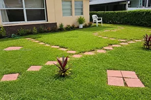 1610 W 11th St, Riviera Beach, FL 33404 - Photo 2