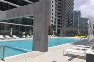 45 SW 9th St, Miami, FL 33131 - Photo 10