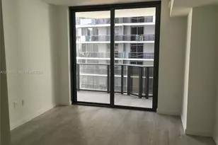 45 SW 9th St, Miami, FL 33131 - Photo 4