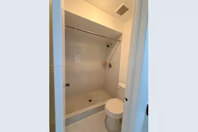 6431 NW 171st St, Hialeah, FL 33015 - Photo 12