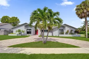 1221 NW 78th Ave, Plantation, FL 33322 - Photo 2