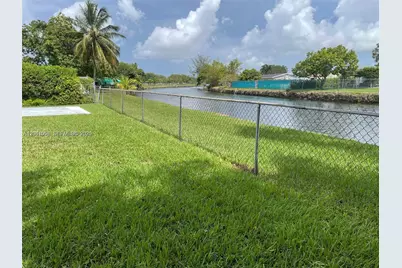 11833 SW 34th St, Miami, FL 33175 - Photo 20