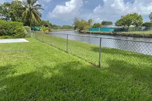 11833 SW 34th St, Miami, FL 33175 - Photo 20
