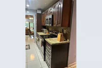 1653 NW 58th Ave #14, Lauderhill, FL 33313 - Photo 8