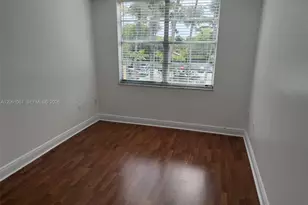 13100 SW 92nd Ave, Miami, FL 33176 - Photo 8