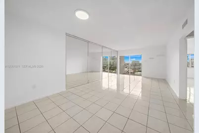 400 Kings Point Dr #1628, Sunny Isles Beach, FL 33160 - Photo 14