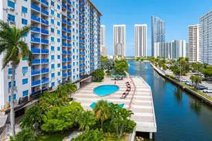 400 Kings Point Dr, Sunny Isles Beach, FL 33160 - Photo 34