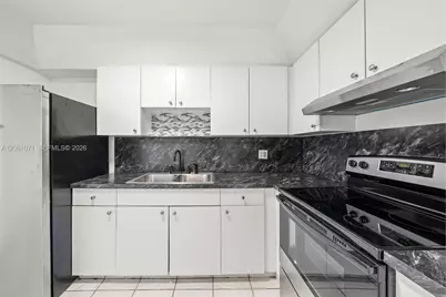 400 Kings Point Dr #1628, Sunny Isles Beach, FL 33160 - Photo 10