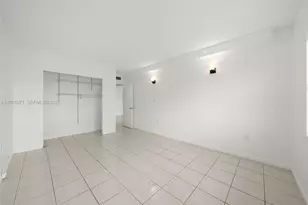 400 Kings Point Dr, Sunny Isles Beach, FL 33160 - Photo 20