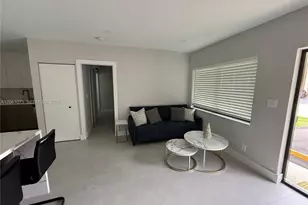 1050 NE 9th Ave, Fort Lauderdale, FL 33304 - Photo 4