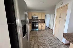2524 SW 6th St, Miami, FL 33135 - Photo 16