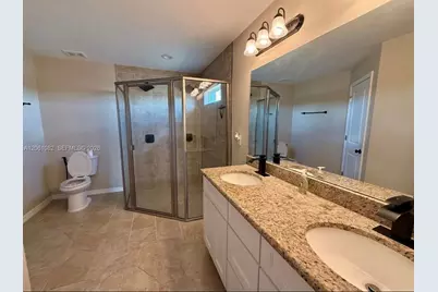 7033 Waldo Cir, Labelle, FL 33935 - Photo 12