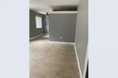 7720 Harding Ave #7, Miami Beach, FL 33141 - Photo 2