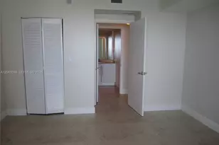 325 S Biscayne Blvd, Miami, FL 33131 - Photo 18