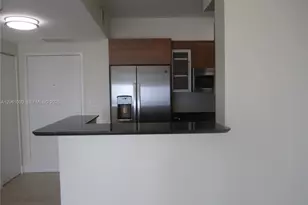 325 S Biscayne Blvd, Miami, FL 33131 - Photo 4