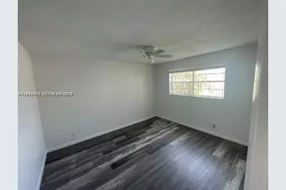 30 SE 4th Ave #214, Hallandale Beach, FL 33009 - Photo 6