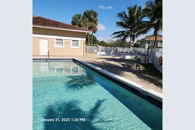 10004 Twin Lakes Dr #36-F, Coral Springs, FL 33071 - Photo 2