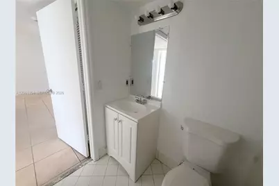 995 NE 34th Ave #101, Homestead, FL 33033 - Photo 12