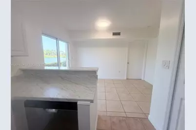 995 NE 34th Ave #101, Homestead, FL 33033 - Photo 22