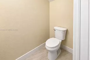 14103 SW 49th St, Miramar, FL 33027 - Photo 6