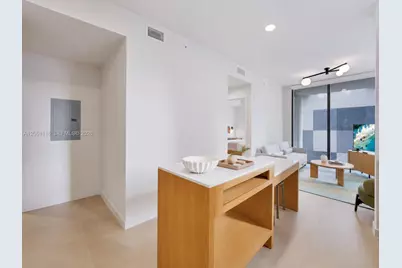 11 NE 6th St #809, Miami, FL 33132 - Photo 16
