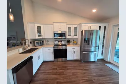 8311 SW 12th St #1, Pembroke Pines, FL 33025 - Photo 2