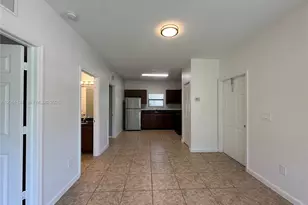 1035 NE 10th Ave, Fort Lauderdale, FL 33304 - Photo 8