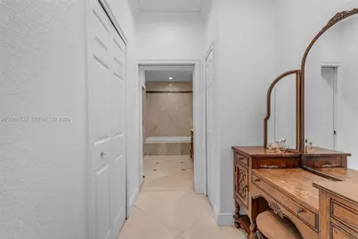 9735 SW 64th St, Miami, FL 33173 - Photo 28