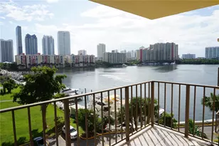 290 174th St, Sunny Isles Beach, FL 33160 - Photo 10