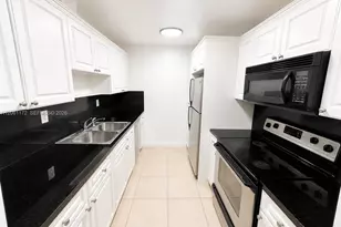 10800 N Kendall Dr, Miami, FL 33176 - Photo 2