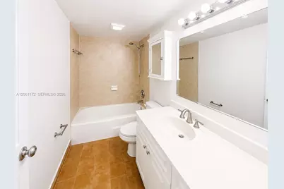 10800 N Kendall Dr #O6, Miami, FL 33176 - Photo 8