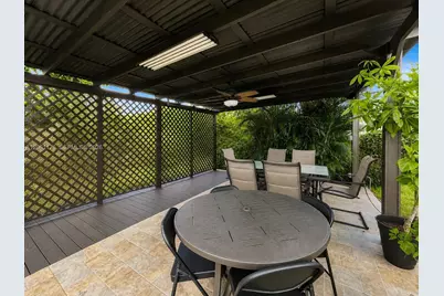 30 E 36th St, Hialeah, FL 33013 - Photo 22
