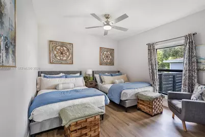 904 NW 6th Ter, Hallandale Beach, FL 33009 - Photo 34