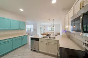233 NE 23rd Terrace, Homestead, FL 33033 - Photo 10