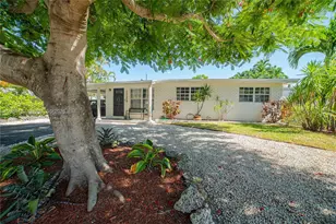 1725 SW 30th St, Fort Lauderdale, FL 33315 - Photo 2