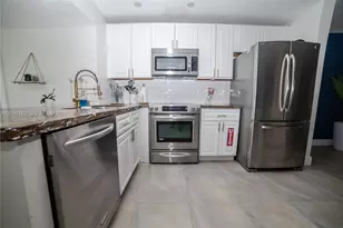 1725 SW 30th St, Fort Lauderdale, FL 33315 - Photo 14