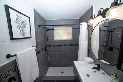 1725 SW 30th St, Fort Lauderdale, FL 33315 - Photo 26