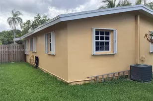 4320 SW 56th Ave, Davie, FL 33314 - Photo 8