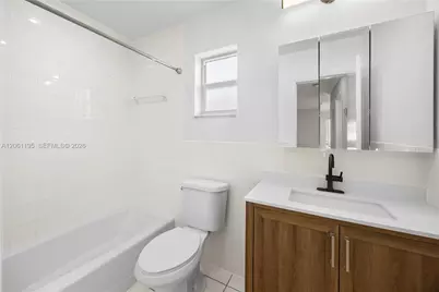 5450 Hollywood Blvd #202, Hollywood, FL 33021 - Photo 8