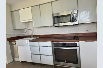 1409 NE 21st St, Wilton Manors, FL 33305 - Photo 4