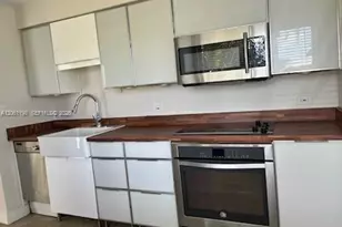 1409 NE 21st St, Wilton Manors, FL 33305 - Photo 4