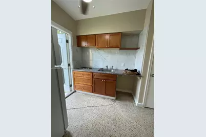 940 SW 4St #4, Miami, FL 33130 - Photo 4