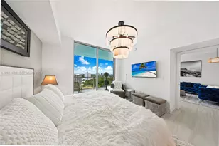 2411 Laguna Cir, Miami, FL 33181 - Photo 12