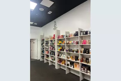 1257 W 68th St, Hialeah, FL 33014 - Photo 2
