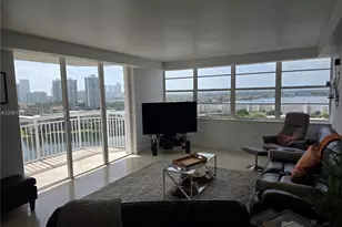 18081 Biscayne Blvd Boat Slip & Unit, Aventura, FL 33160 - Photo 6